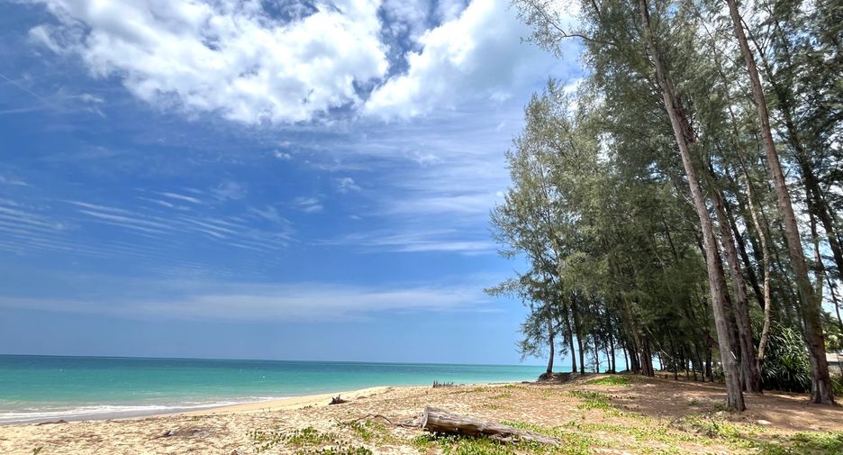 For sale 4 Beds villa in Takua Pa, Phang Nga