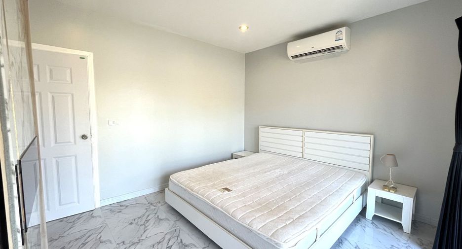 For sale 4 Beds villa in Takua Pa, Phang Nga