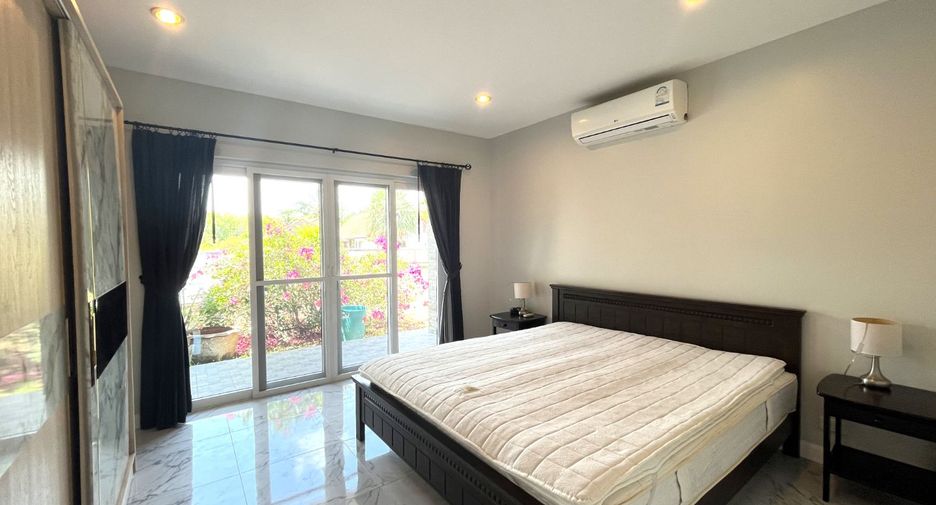 For sale 4 Beds villa in Takua Pa, Phang Nga