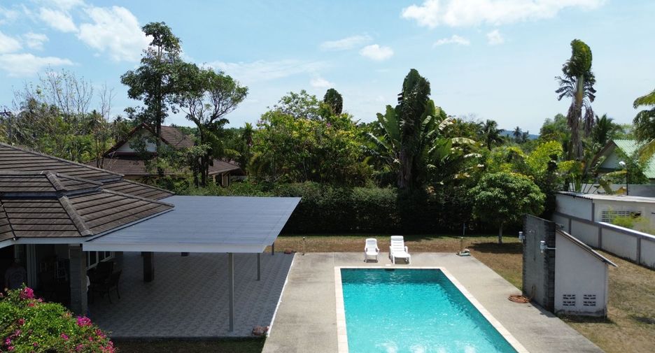For sale 4 Beds villa in Takua Pa, Phang Nga