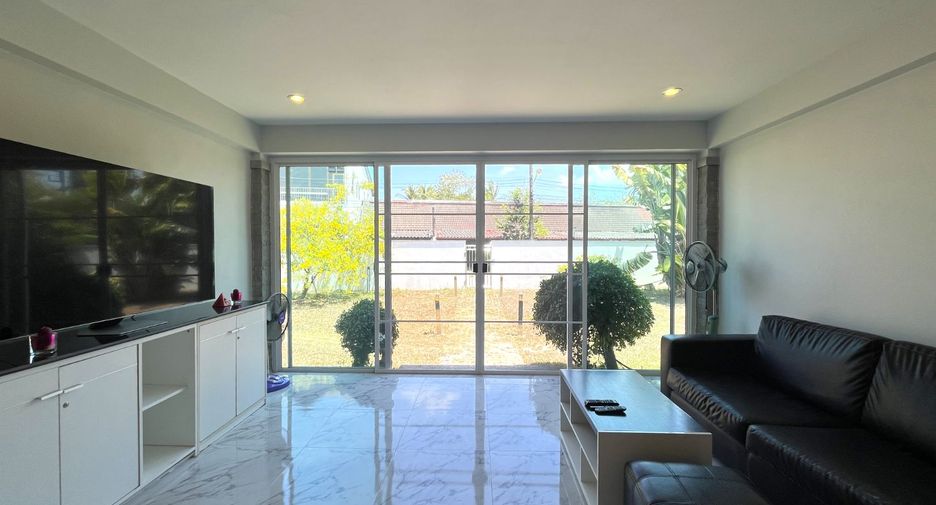 For sale 4 Beds villa in Takua Pa, Phang Nga