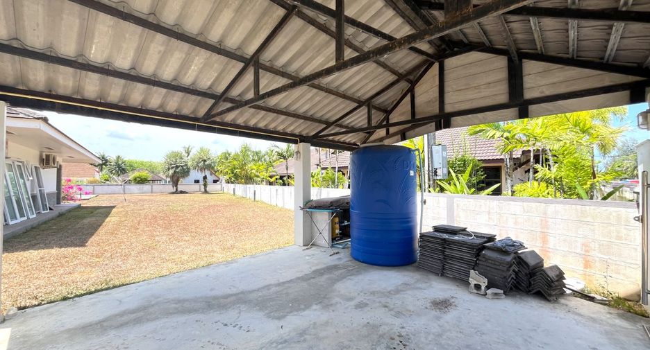 For sale 4 Beds villa in Takua Pa, Phang Nga