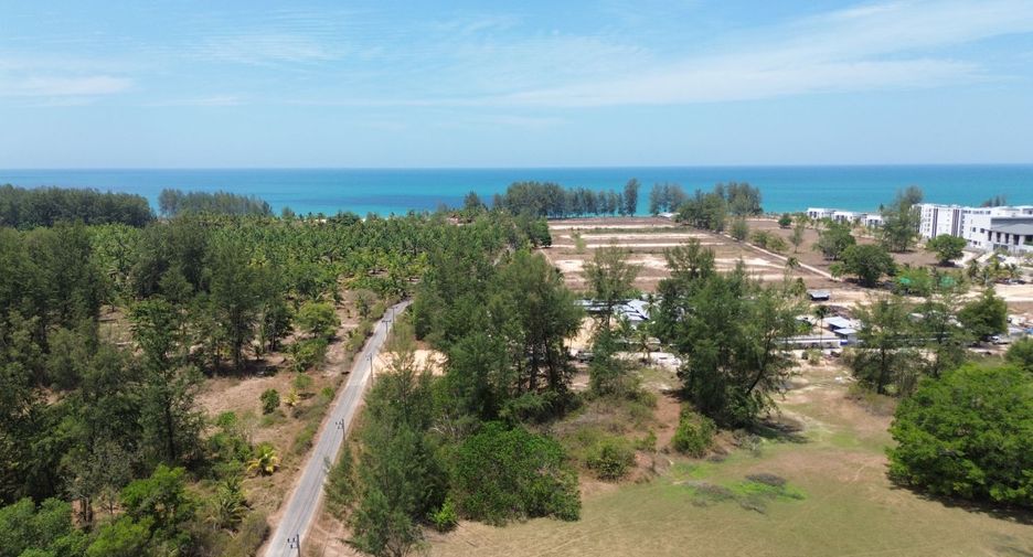 For sale 4 Beds villa in Takua Pa, Phang Nga