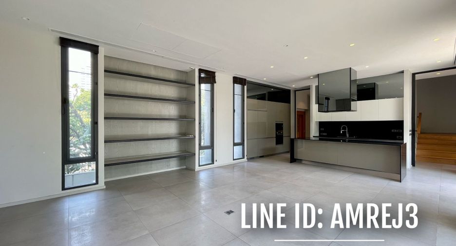 Haus zur Miete mit 4 Zimmer in Khlong Toei, Bangkok