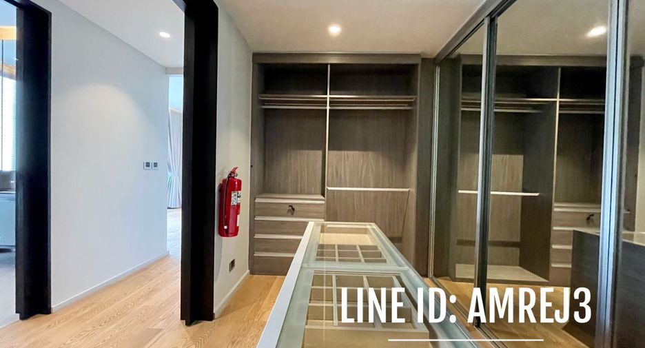 Haus zur Miete mit 4 Zimmer in Khlong Toei, Bangkok
