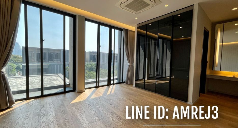 Haus zur Miete mit 4 Zimmer in Khlong Toei, Bangkok