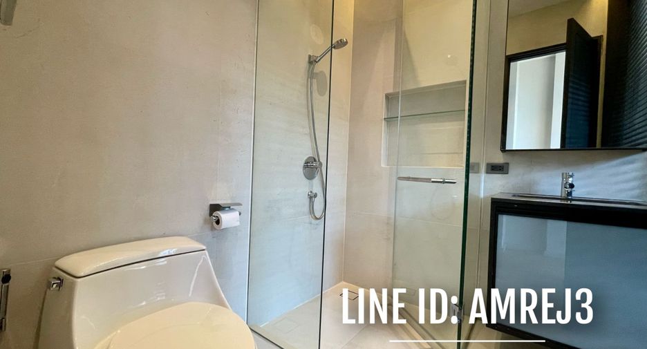 Haus zur Miete mit 4 Zimmer in Khlong Toei, Bangkok