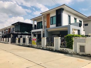 Casa en venta de 3 habitaciones en Phra Nakhon Si Ayutthaya, Phra Nakhon Si Ayutthaya