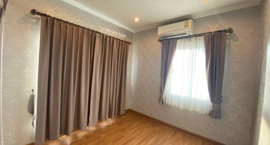 For rent 3 bedrooms house in Si Racha, Chonburi