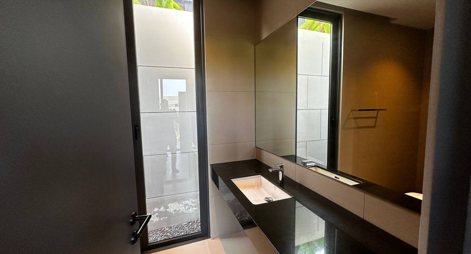 For sale 3 bedrooms villa in Thalang, Phuket