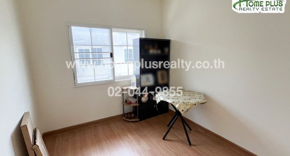 For sale 5 bedrooms townhouse in Bueng Kum, Bangkok
