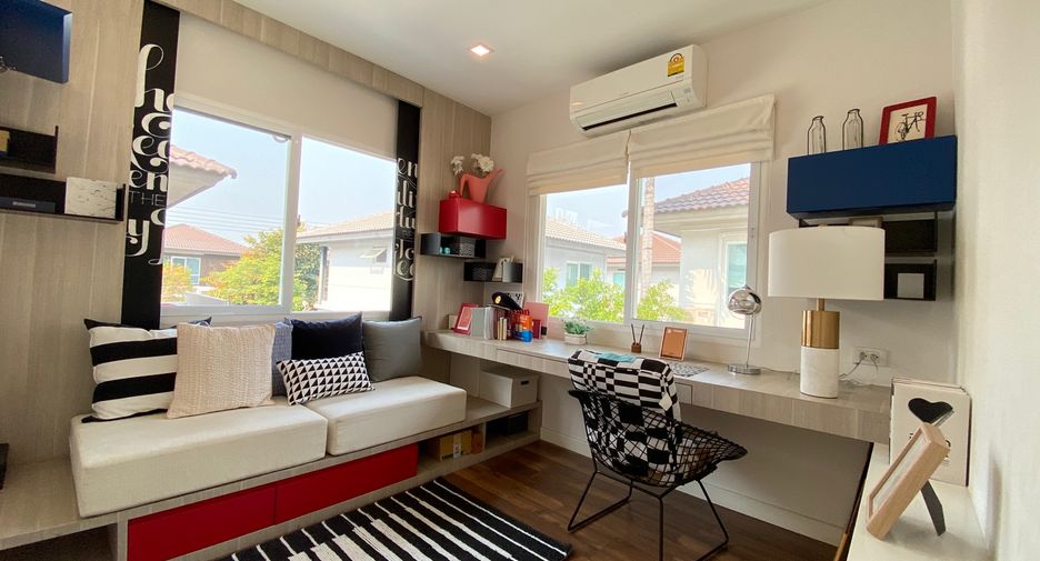 Casa en alquiler y en venta de 3 habitaciones en San Kamphaeng, Chiang Mai