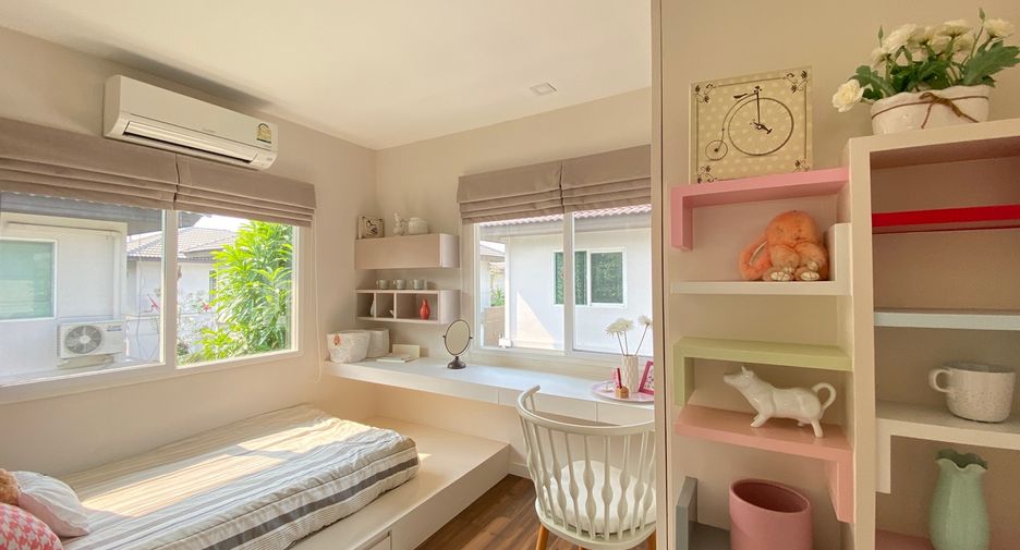 Casa en alquiler y en venta de 3 habitaciones en San Kamphaeng, Chiang Mai