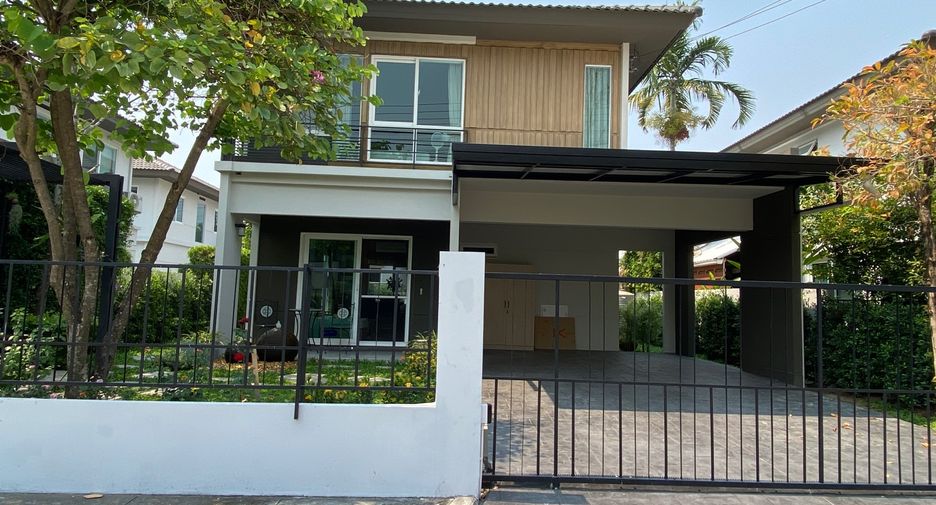 Casa en alquiler y en venta de 3 habitaciones en San Kamphaeng, Chiang Mai