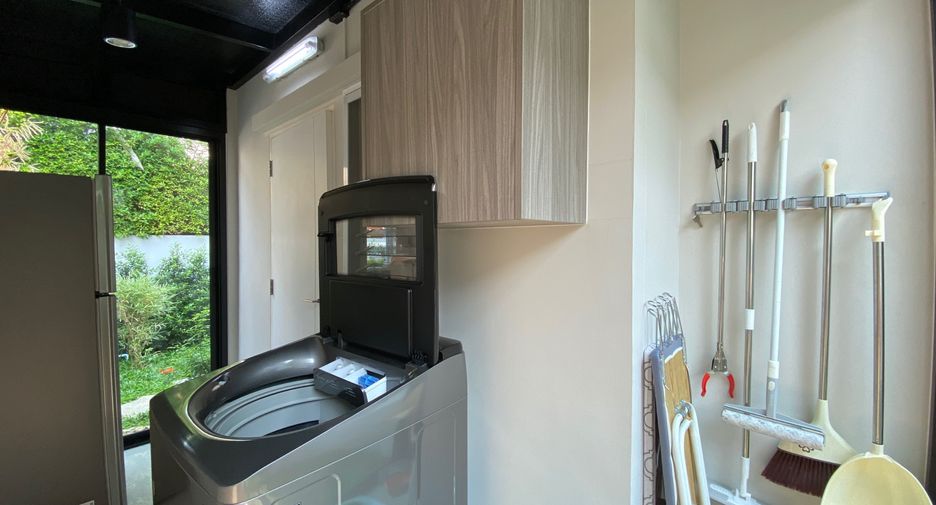Casa en alquiler y en venta de 3 habitaciones en San Kamphaeng, Chiang Mai