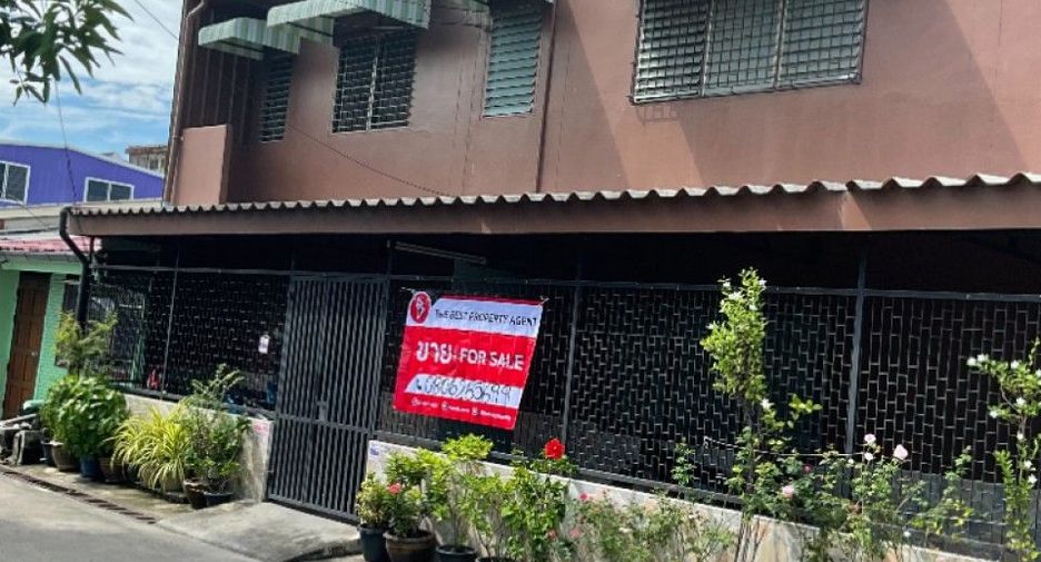 For sale 16 bed serviced apartment in Lat Krabang, Bangkok