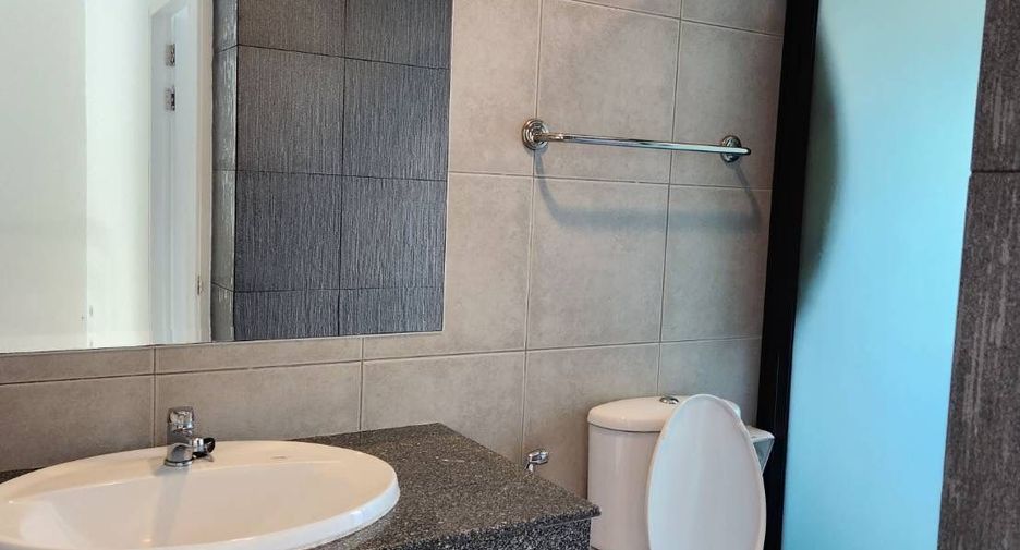 For rent 3 ベッドルーム townhouse in Suan Luang, Bangkok