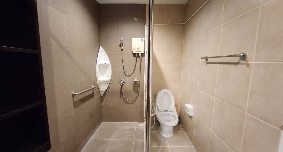 For rent 3 ベッドルーム townhouse in Suan Luang, Bangkok