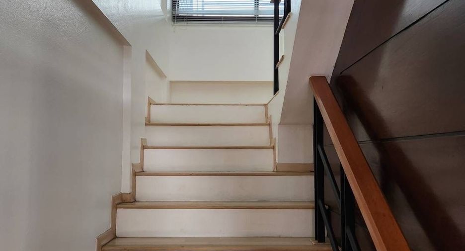 For rent 3 ベッドルーム townhouse in Suan Luang, Bangkok