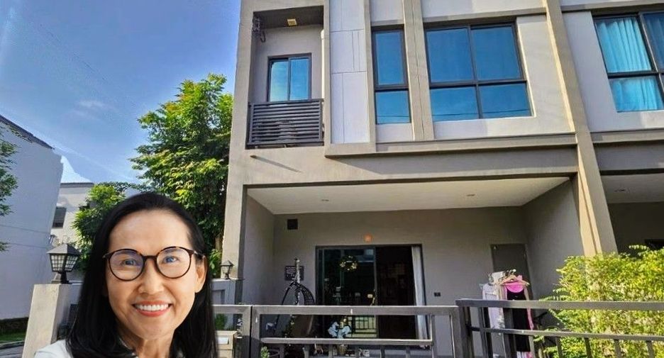 For sale 2 Beds townhouse in Bang Kruai, Nonthaburi