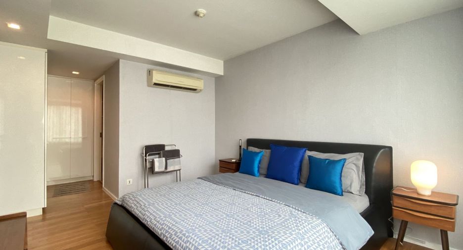 For rent 1 bed condo in Pathum Wan, Bangkok