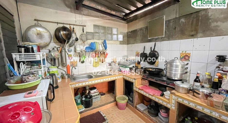 For sale 2 bedrooms house in Mueang Pathum Thani, Pathum Thani