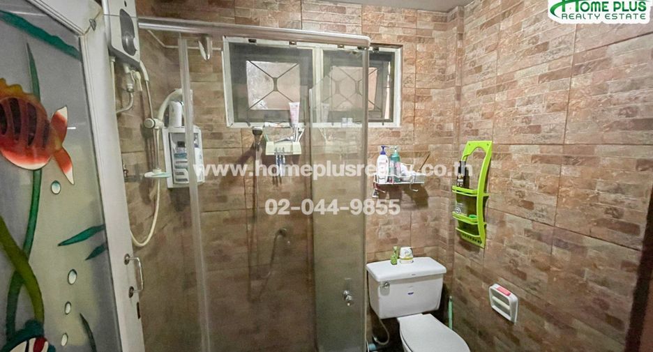 For sale 2 bedrooms house in Mueang Pathum Thani, Pathum Thani