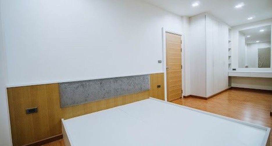 For sale 3 bedrooms house in Bang Yai, Nonthaburi