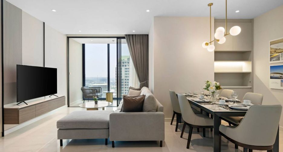 For rent 3 bedrooms serviced apartment in Sathon, Bangkok
