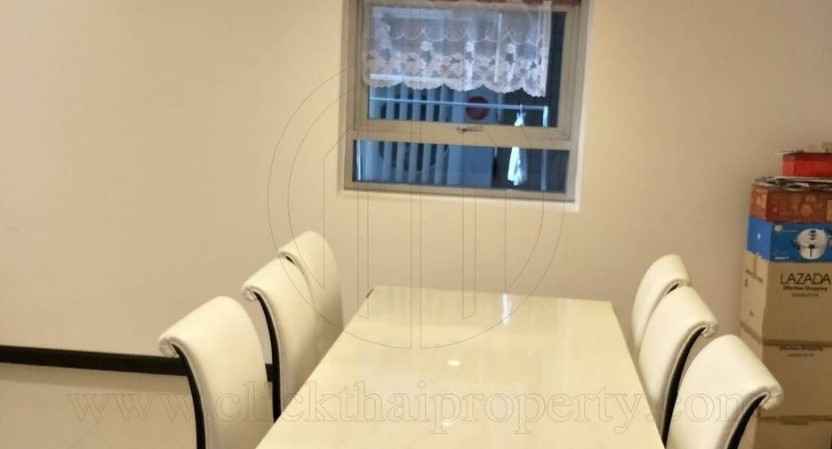 Wohnung zur Miete mit 2 Zimmer in Pathum Wan, Bangkok