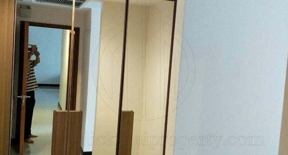 Wohnung zur Miete mit 2 Zimmer in Pathum Wan, Bangkok