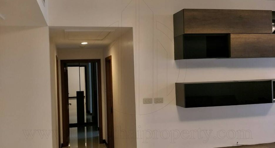 Wohnung zur Miete mit 2 Zimmer in Pathum Wan, Bangkok