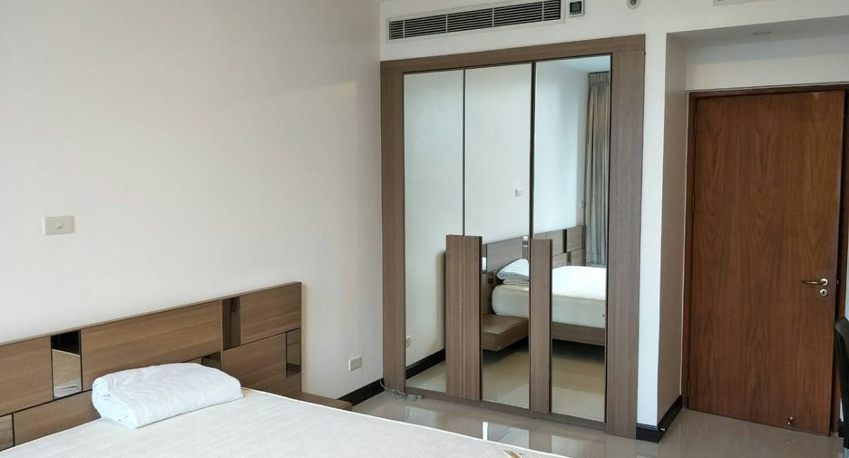 Wohnung zur Miete mit 2 Zimmer in Pathum Wan, Bangkok