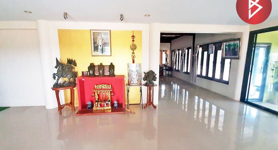 For sale 7 bed house in Sapphaya, Chainat