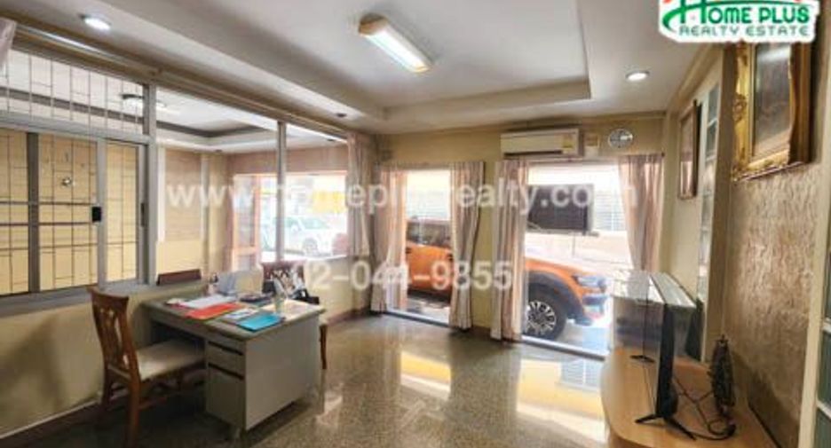 For sale 49 bedrooms apartment in Bangkok Yai, Bangkok