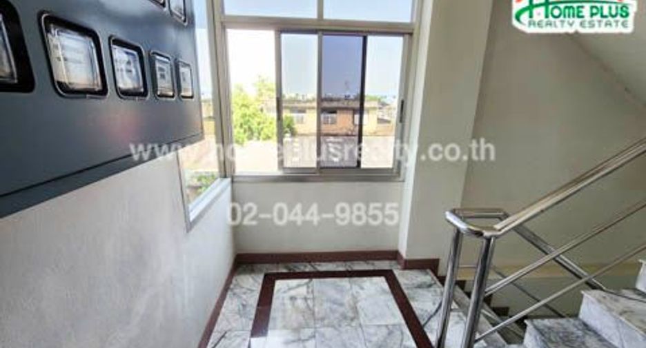 For sale 49 bedrooms apartment in Bangkok Yai, Bangkok