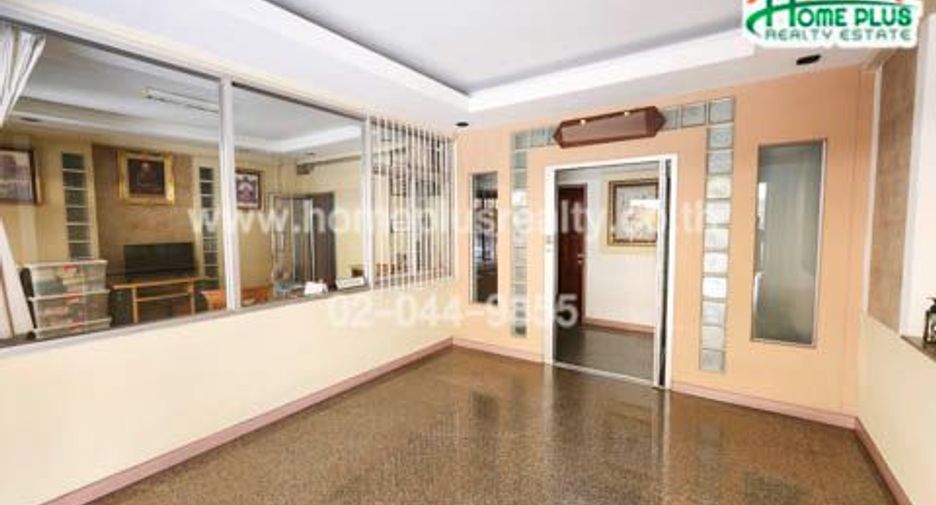 For sale 49 bedrooms apartment in Bangkok Yai, Bangkok