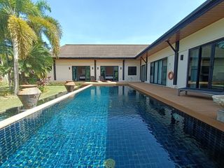 For rent 4 bedrooms villa in Thalang, Phuket