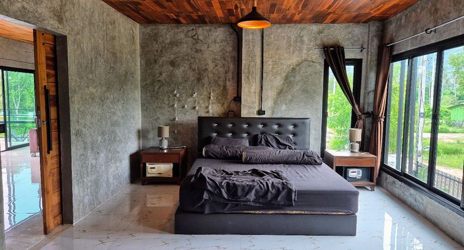 For rent 4 bedrooms house in Ko Samui, Surat Thani