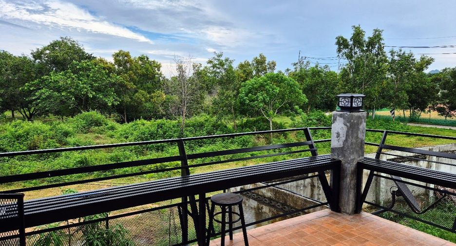 For rent 4 bedrooms house in Ko Samui, Surat Thani