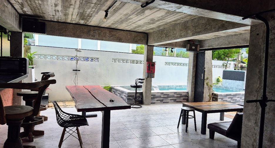 For rent 4 bedrooms house in Ko Samui, Surat Thani