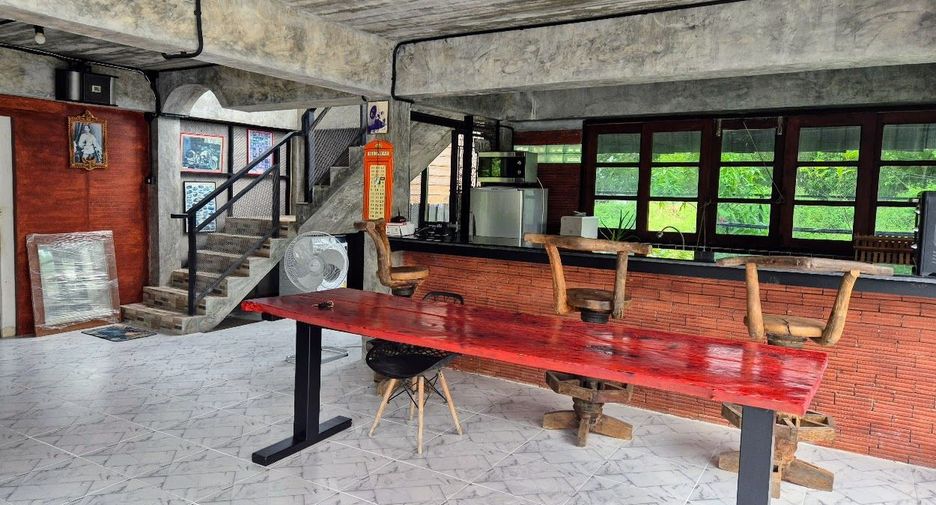 For rent 4 bedrooms house in Ko Samui, Surat Thani