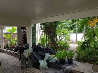 For rent 4 bedrooms house in Watthana, Bangkok