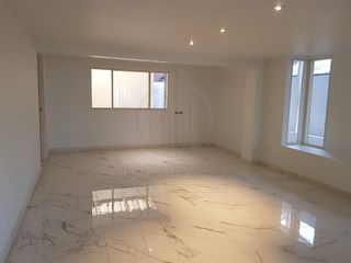 For rent 4 bedrooms house in Watthana, Bangkok