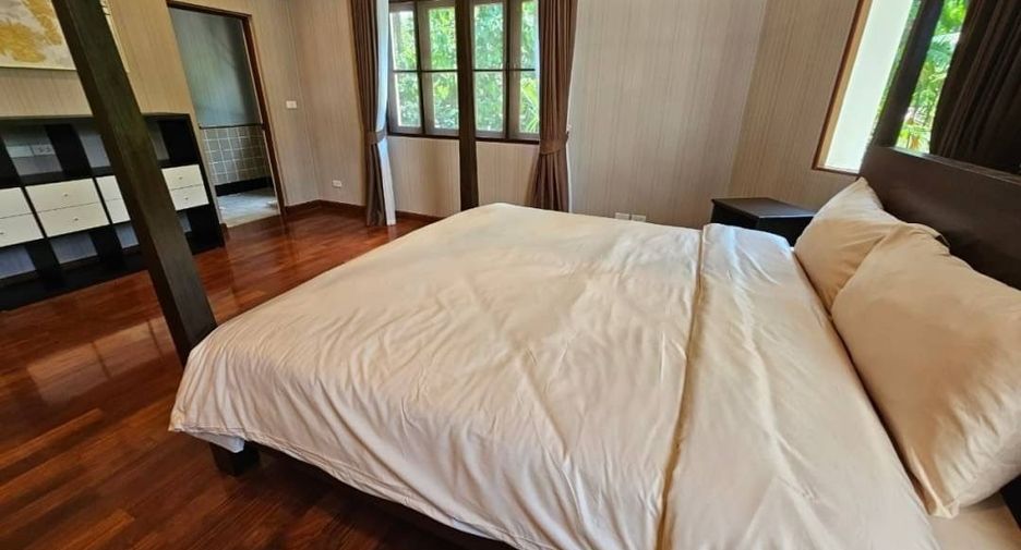 For rent 6 bed house in Mueang Samut Prakan, Samut Prakan