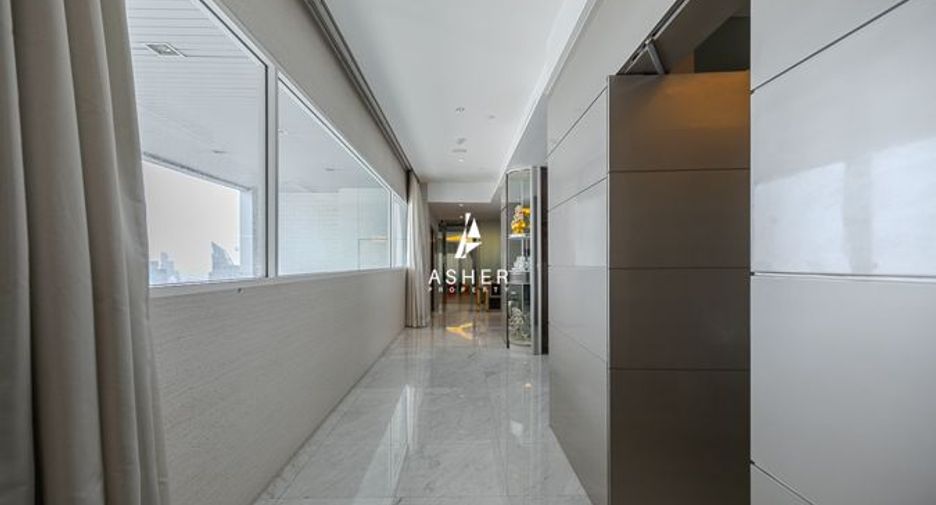Wohnung zum Kauf mit 4 Zimmer in Khlong Toei, Bangkok