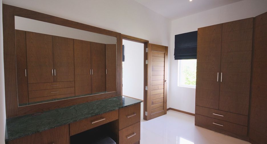 For sale 3 bedrooms villa in Hua Hin, Prachuap Khiri Khan
