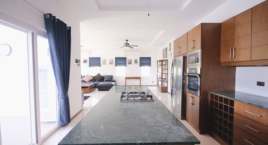 For sale 3 bedrooms villa in Hua Hin, Prachuap Khiri Khan