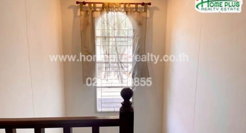 For rent and for sale 5 bedrooms house in Lat Krabang, Bangkok
