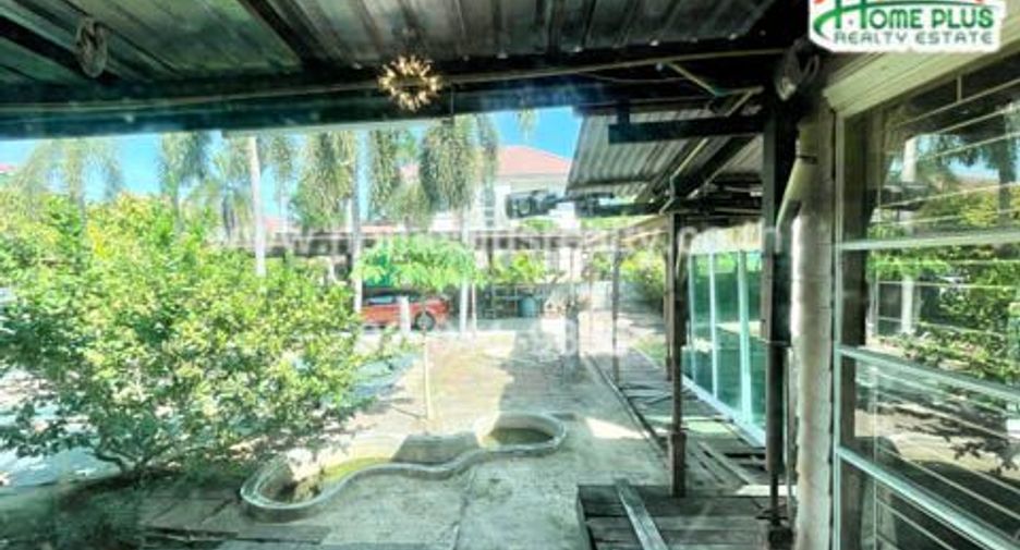 For rent and for sale 5 bedrooms house in Lat Krabang, Bangkok